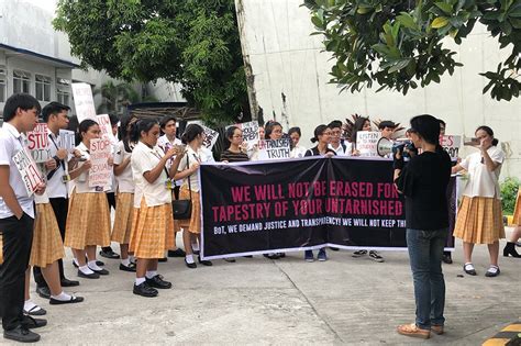 pinay college students scandal|Pisay students involved in photo scandal barred from grad rites.